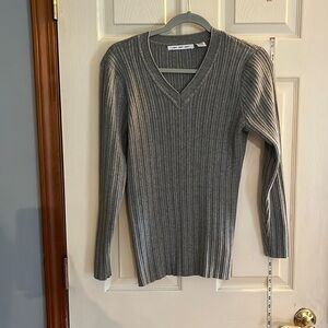 Eight eight eight-L-gray-pull over ribbed V-neck sweater. 90% cotton, 10% nylon.